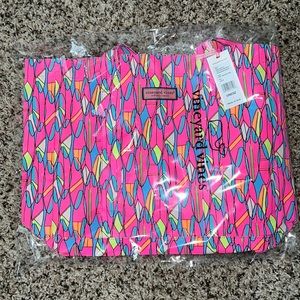 Vineyard Vines Surfboard Washed Canvas Tote